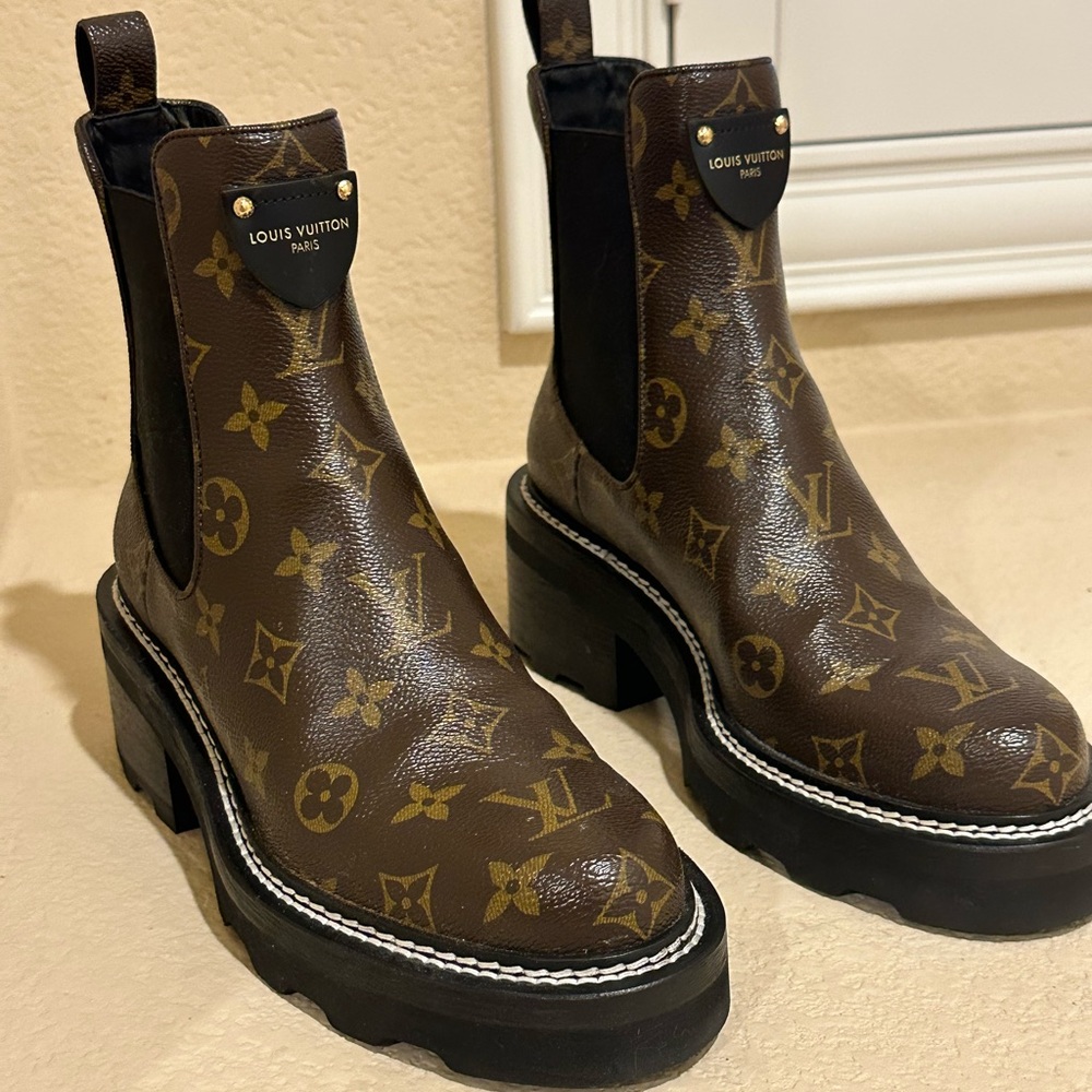 Louis Vuitton Ankle Boots